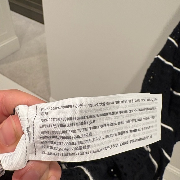 Abercrombie Crochet Style Maxi - Picture 8 of 8